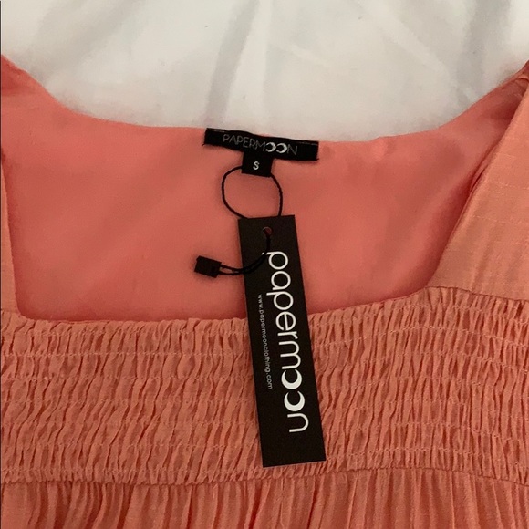 Light coral colored dress - Picture 3 of 3